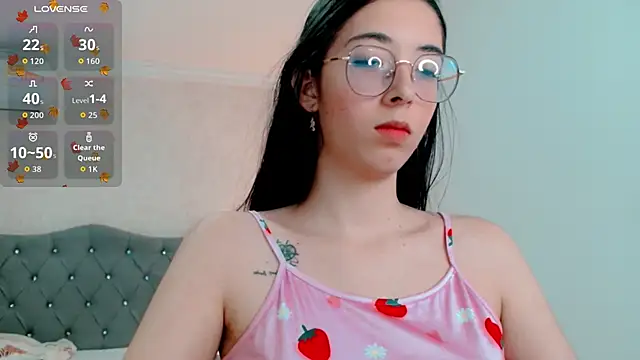 Snapshot of brooklove_doll chatting on 10/10/25, 02:21 brooklove doll online show from 10/10/25, 02:21