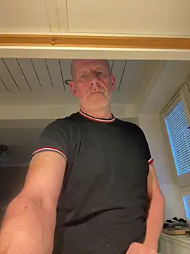 malematureisbest online show from 12/14/25, 03:39