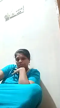 Snapshot of jilu chatting on 12/18/24, 06:03 jilu online show from 12/18/24, 06:03