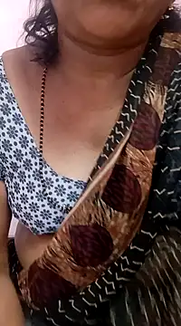 Snapshot of jilu chatting on 01/21/25, 01:29 jilu online show from 01/21/25, 01:29