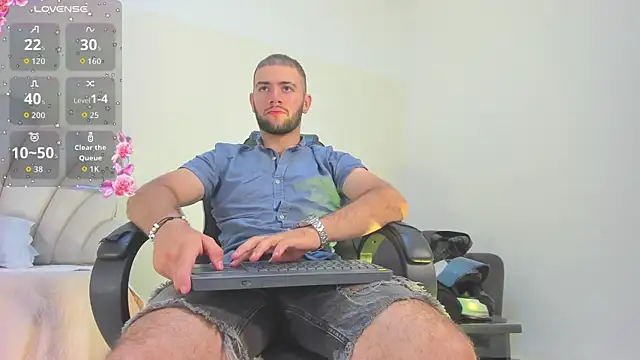 MaximusDick1  online show from 07/17/26, 12:23