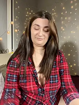 Snapshot of Jadelli chatting on 11/30/25, 08:13 Jadelli online show from 11/30/25, 08:13