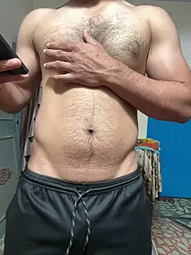 mrweapon7 online show from 01/04/25, 05:16