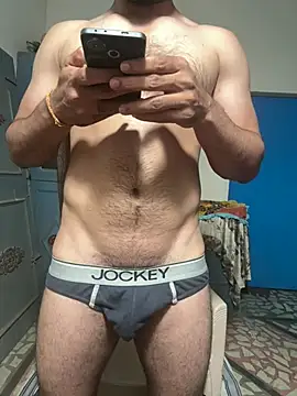 mrweapon7 online show from 02/04/25, 01:38