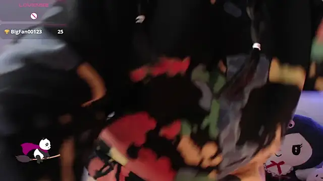 Snapshot of sofi_soft_ chatting on 11/03/25, 06:53 sofi soft online show from 11/03/25, 06:53