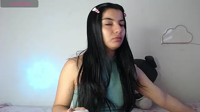 Snapshot of sofi_soft_ chatting on 11/22/25, 04:06 sofi soft online show from 11/22/25, 04:06