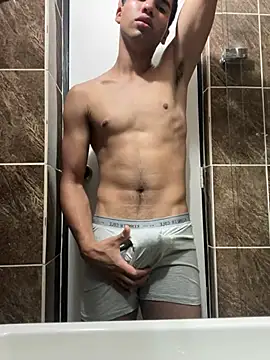 Snapshot of andy_0018 chatting on 01/29/25, 09:39 andy 0018 online show from 01/29/25, 09:39