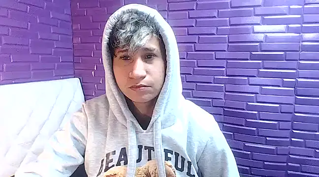Im Milan Rs online show from 01/23/25, 03:16