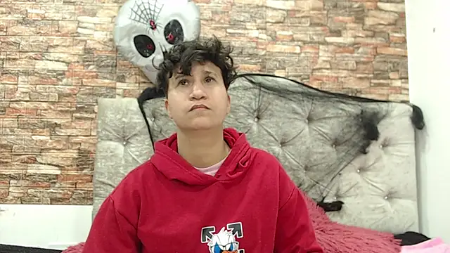 Im Milan Rs online show from 10/25/25, 03:25