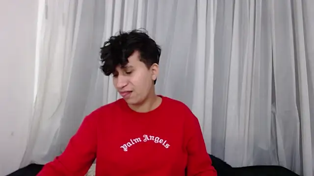 Im Milan Rs online show from 11/04/25, 03:38