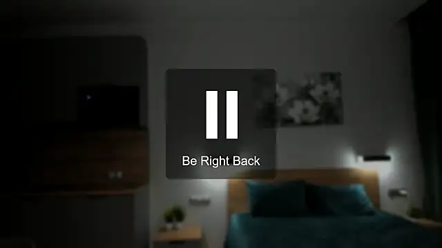chloewallace online show from 12/24/24, 11:22