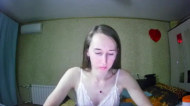 --Model--2 online show from 12/11/24, 11:54
