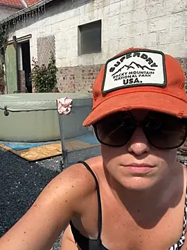 carlaaa online show from 06/25/26, 02:32