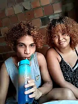 Snapshot of CasalAkira chatting on 01/04/25, 04:54 CasalAkira online show from 01/04/25, 04:54