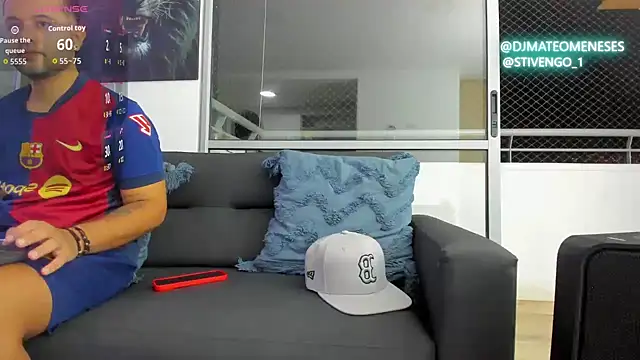 Snapshot of MattMeness chatting on 11/15/25, 09:17 MattMeness online show from 11/15/25, 09:17