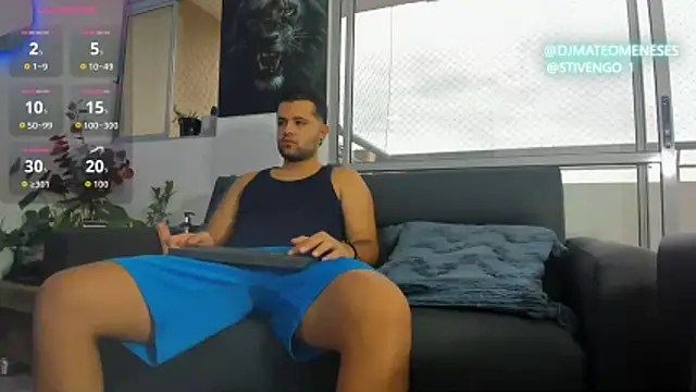 Snapshot of MattMeness chatting on 11/18/25, 09:30 MattMeness online show from 11/18/25, 09:30