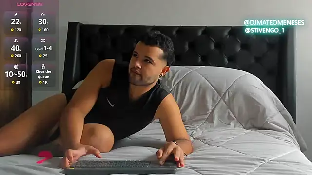 Snapshot of MattMeness chatting on 12/02/25, 02:34 MattMeness online show from 12/02/25, 02:34