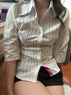 Snapshot of Mei_0906 chatting on 07/07/26, 01:41 Mei 0906 online show from 07/07/26, 01:41