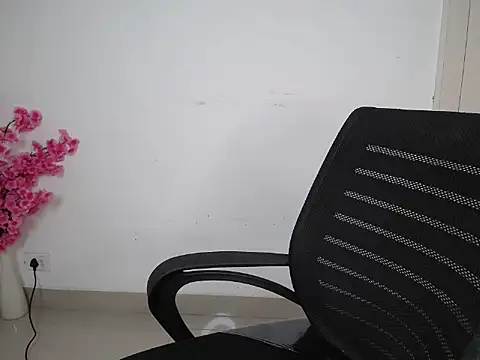 Aditi Singhania online show from 09/11/25, 05:29