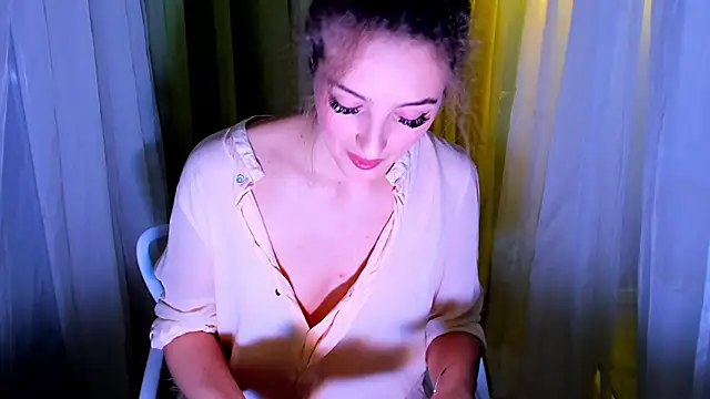 Snapshot of Lioneass chatting on 12/10/24, 08:49 Lioneass online show from 12/10/24, 08:49