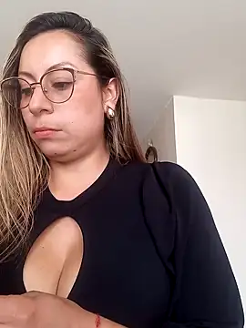 Katalina S3xy online show from 01/17/25, 04:36