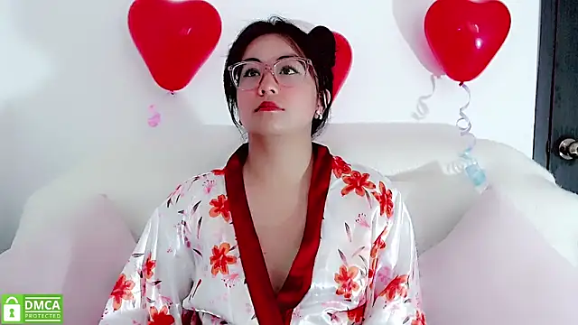 Snapshot of mariana_katto chatting on 02/14/25, 07:02 mariana katto online show from 02/14/25, 07:02