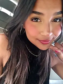 Mariangel 11 online show from 11/18/25, 02:43