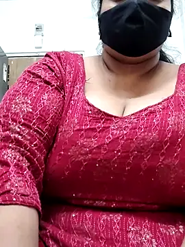 Snapshot of zeepe19 chatting on 11/14/25, 08:13 zeepe19 online show from 11/14/25, 08:13