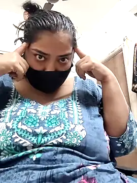 Snapshot of zeepe19 chatting on 11/30/25, 08:24 zeepe19 online show from 11/30/25, 08:24