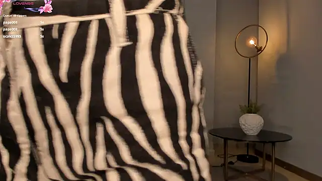 AntonellaHans  online show from 01/22/25, 06:20