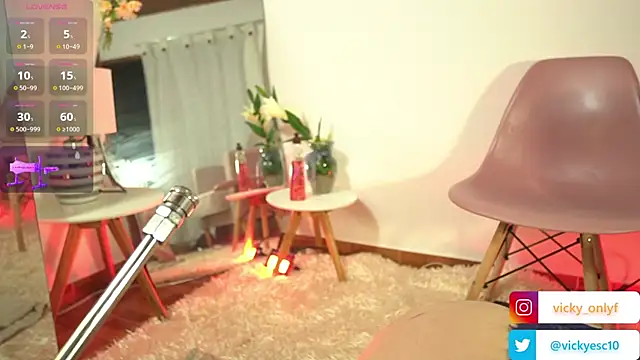 Snapshot of Bonnypetite- chatting on 10/05/25, 04:33 Bonnypetite- online show from 10/05/25, 04:33