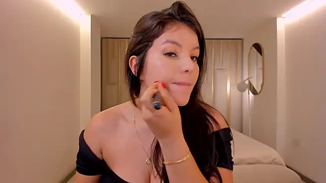 ValeriaRoldanX online show from 06/09/26, 11:44