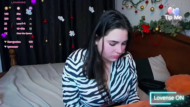 Lillianhot68 online show from 01/07/25, 02:51