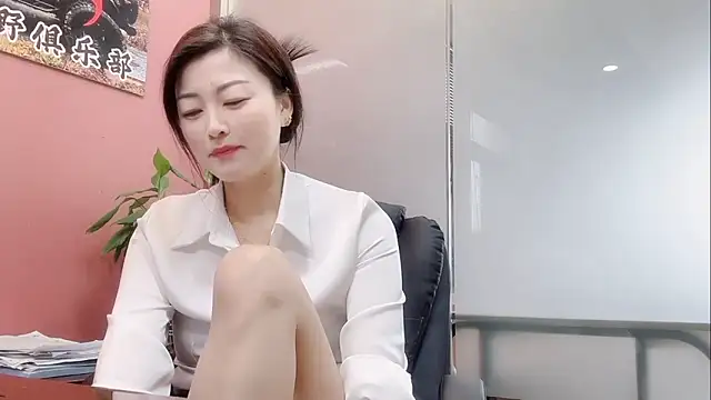 QianF-666 online show from 10/19/25, 02:12