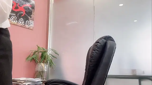 QianF-666 online show from 11/28/25, 02:36