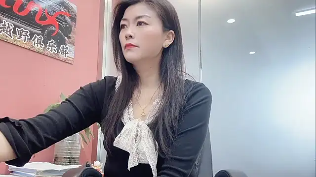 Snapshot of QianF-666 chatting on 02/27/26, 02:55 QianF-666 online show from 02/27/26, 02:55