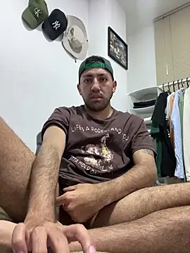 JuanZapata33 online show from 01/24/25, 03:22