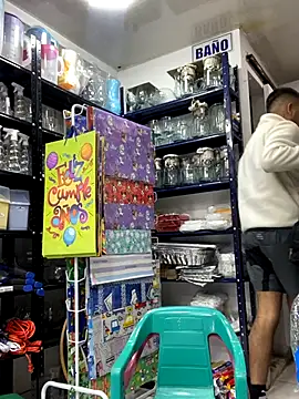 Snapshot of JuanZapata33 chatting on 12/03/25, 09:57 JuanZapata33 online show from 12/03/25, 09:57