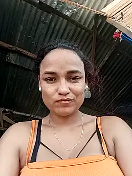 Snapshot of luna_hell chatting on 12/11/24, 12:02 luna hell online show from 12/11/24, 12:02