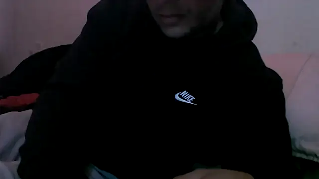 Snapshot of Posh_marc chatting on 10/20/25, 02:50 Posh marc online show from 10/20/25, 02:50