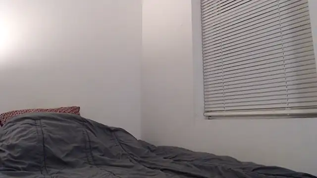 Snapshot of Posh_marc chatting on 11/30/25, 06:06 Posh marc online show from 11/30/25, 06:06