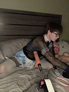 YourFavTwinkie online show from 02/01/25, 07:26