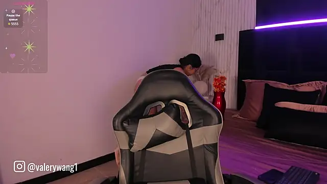 Valery wang online show from 10/01/25, 11:38