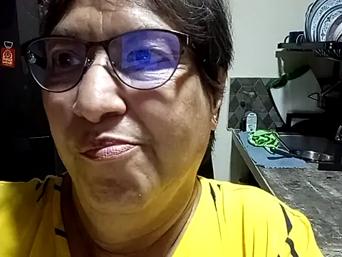 Snapshot of florecita69 chatting on 03/07/25, 07:49 florecita69 online show from 03/07/25, 07:49