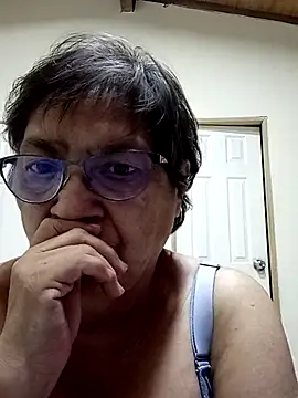 Snapshot of florecita69 chatting on 03/22/25, 03:20 florecita69 online show from 03/22/25, 03:20