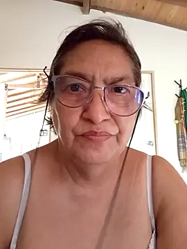 Snapshot of florecita69 chatting on 10/26/25, 02:23 florecita69 online show from 10/26/25, 02:23