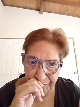 Snapshot of florecita69 chatting on 12/01/25, 02:33 florecita69 online show from 12/01/25, 02:33