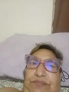 florecita69 online show from 06/18/26, 04:35