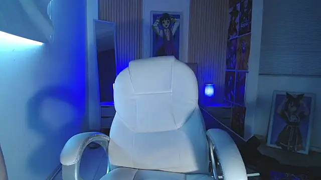 Snapshot of kittyhouse_hs chatting on 12/02/25, 09:21 kittyhouse hs online show from 12/02/25, 09:21