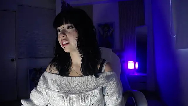 Snapshot of kittyhouse_hs chatting on 12/04/25, 09:45 kittyhouse hs online show from 12/04/25, 09:45